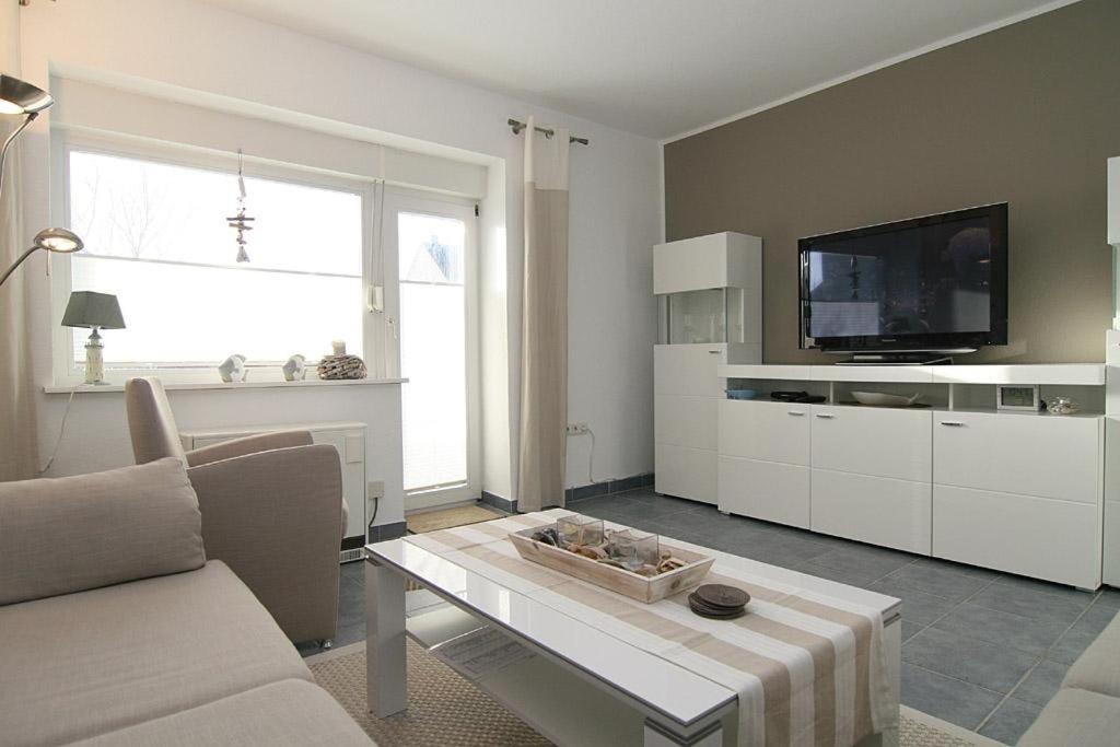 Westwind 13 room 3